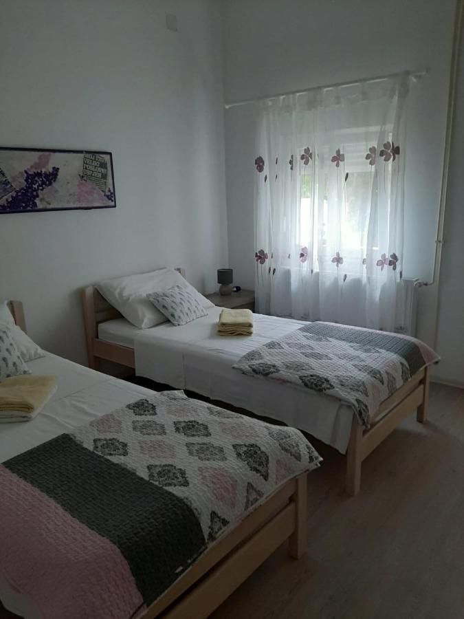 Apartment Maslina Биоград на Мору Екстериор снимка