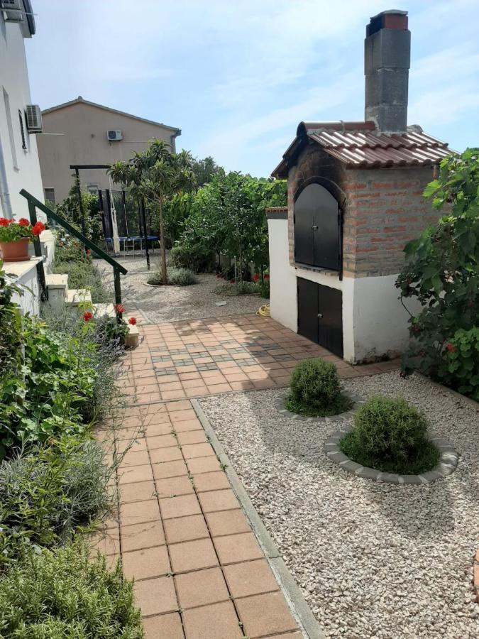 Apartment Maslina Биоград на Мору Екстериор снимка