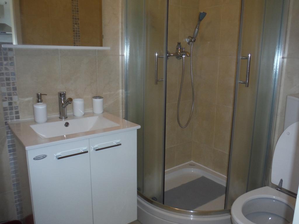 Apartment Maslina Биоград на Мору Стая снимка