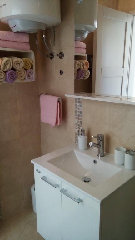 Apartment Maslina Биоград на Мору Екстериор снимка