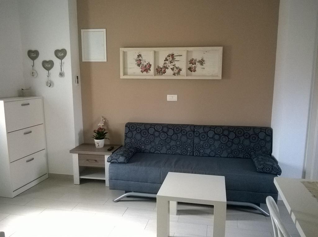 Apartment Maslina Биоград на Мору Екстериор снимка