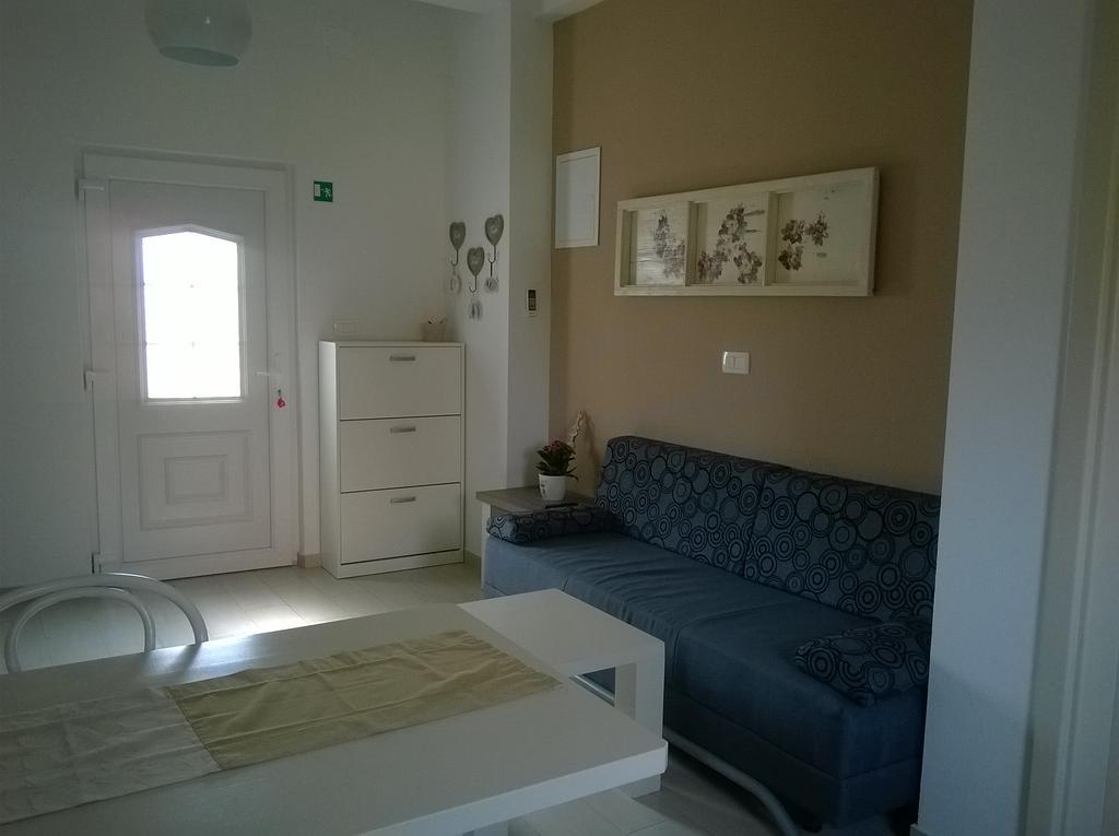 Apartment Maslina Биоград на Мору Екстериор снимка