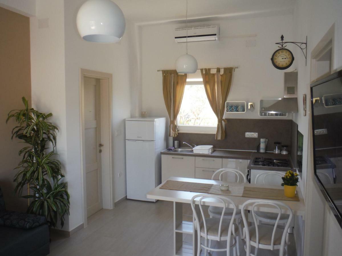 Apartment Maslina Биоград на Мору Екстериор снимка